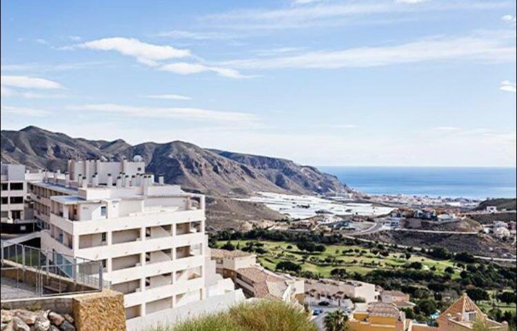 Apartamentos Deluxe Roquetas De Mar Con Golf Y Piscina Climatizada, Parking Privado Vícar Esterno foto